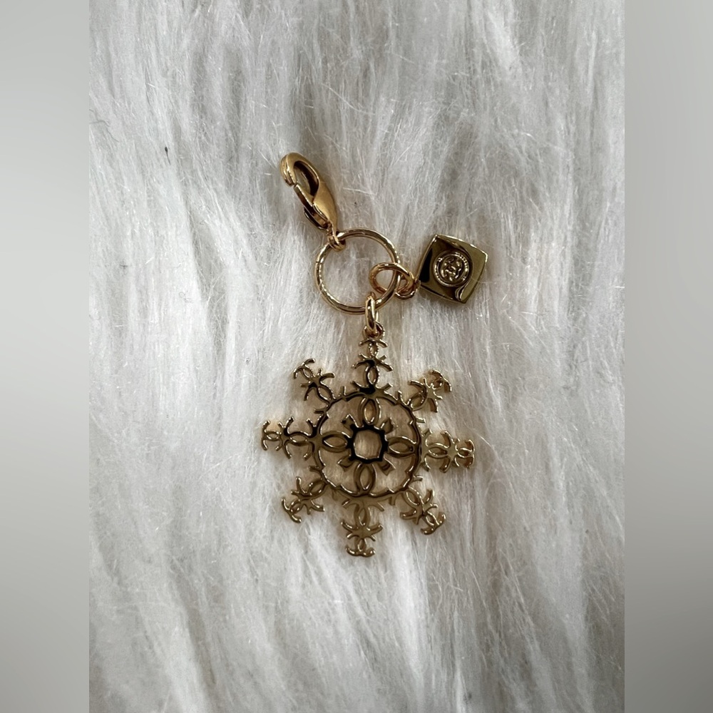 1 Authentic Chanel Snowfake Charm 2024